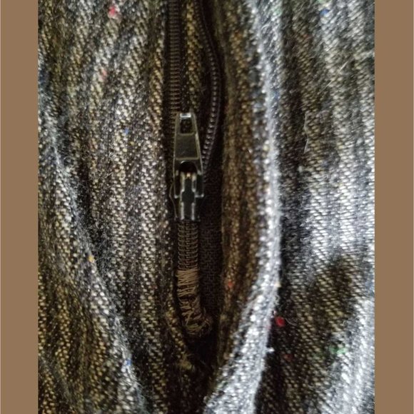 Vintage 90s, grey stripes, pleated dress pants, M, Le Chateau - Picture 9 of 9